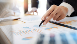 5GETF(515050)強勢漲超3%，天孚通信、中際旭創(chuàng)、劍橋科技、工業(yè)富聯(lián)等多股漲停