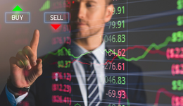 油气板块依旧强势，油气ETF(159697)上涨2.48%，机构：整体供需偏紧，油价有望维持较高区间