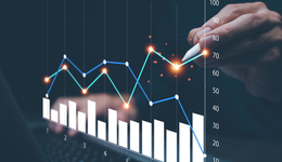 光线传媒领涨近3%，游戏ETF(159869)午后探底回升