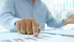 一度漲近4%，創(chuàng)業(yè)板ETF(159915)受權(quán)重股寧德時(shí)代帶動(dòng)，強(qiáng)勢(shì)走高