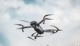 國防建設(shè)面臨關(guān)鍵轉(zhuǎn)型期，國防ETF(512670)盤中漲超2%沖擊3連陽