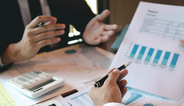 小型企業(yè)PMI大幅改善，寒銳鈷業(yè)20cm漲停，費(fèi)率最低的中證1000ETF基金(560110)上漲1.66%，連續(xù)3日獲資金增倉超3400萬元