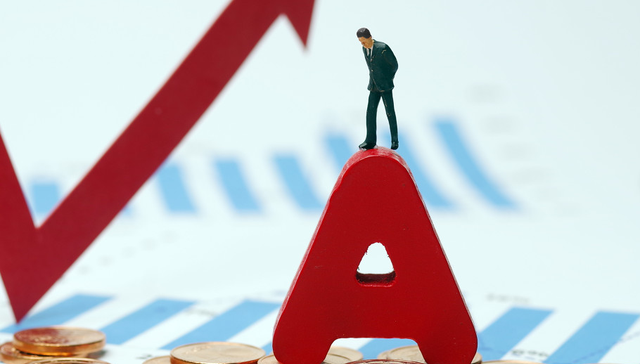 模塑科技(000700.SZ)：2023年全年实现净利润4.49亿元，同比下降9.82%