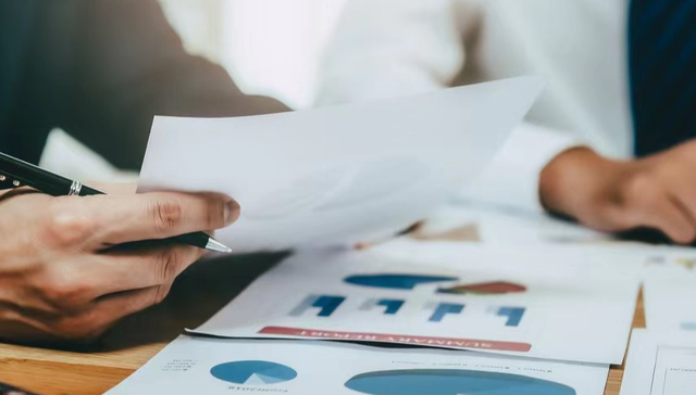 投资者盛宴，九方智投全方位带来巴菲特与七顿午餐