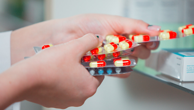 香港医药,鹏华中证港股通医药卫生综合交易型开放式指数证券投资基金,513700,513700.SH,