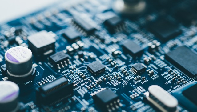 芯片,半导体ETF,鹏华国证半导体芯片交易型开放式指数证券投资基金,159813,159813.SZ