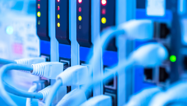 宏景科技（301396）：把握算力行业机遇，签署4亿大单