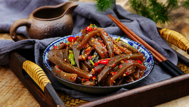 多重创新技术，星烹无涂层·氮化精铁炒锅刷新健康烹饪新体验