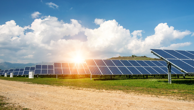 光伏再爆发，反转大势难挡？政策东风至，把握布局机遇