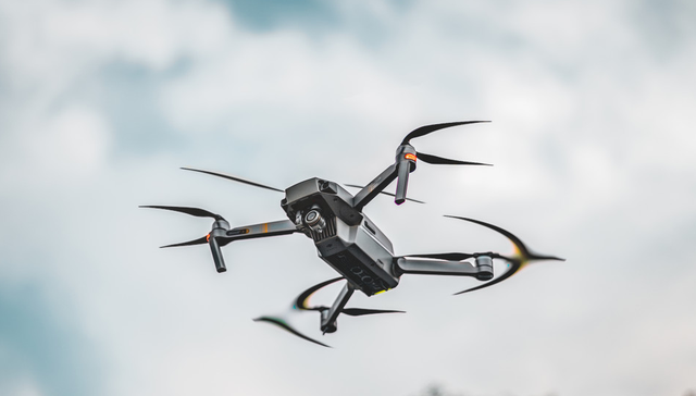 全球首例！亿航智能携手欣界、海目星吹响低空经济争先奋进曲