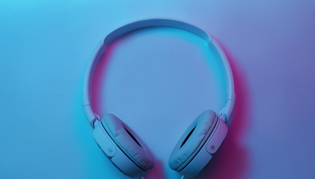 传媒ETF,鹏华中证传媒交易型开放式指数证券投资基金,159805,159805.SZ,中证传媒指数