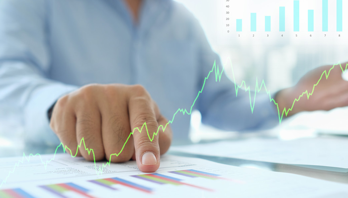 多家机构2025年策略出炉，哑铃策略再受关注，港股红利资产成为港股投资重要主线