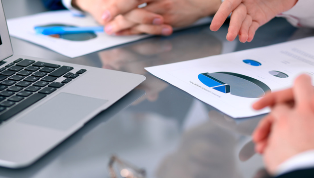 中国非金属矿工业协会常务副会长兼秘书长王文利参访调研德尔集团石墨烯产业