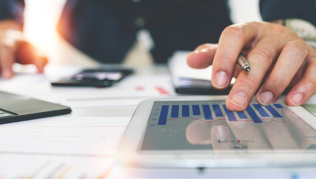 泉果嘉源三年持有期混合A（019624）近一年回报达9.58%