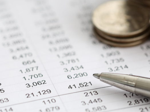 泉果思源三年持有期混合C（018330）近一年回报达10.86%