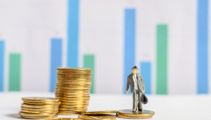 泉果思源三年持有期混合C（018330）近一年回报达10.46%