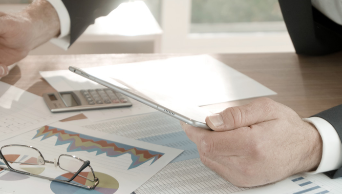 天鹅到家员工享“免费月嫂服务”