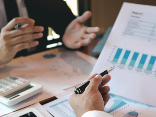 机构看好港股医疗2025机遇，AI催化一脉阳光(02522.HK)迎更大增长空间