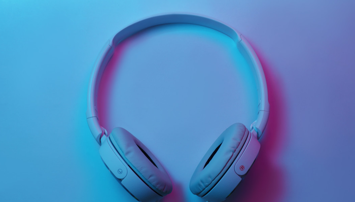 QQ音乐成为国内首家集成DeepSeek音乐平台  自研“AI音乐助手”智能升级