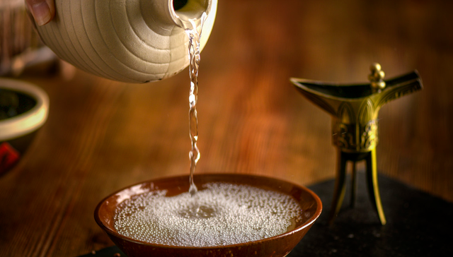 港股消费,银华中证港股通消费主题交易型开放式指数证券投资基金,159735,159735.SZ,中证