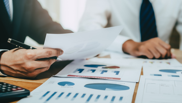 恒生指数涨超1%，能源、金融等领涨