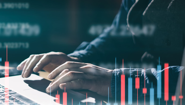 泉果嘉源三年持有期混合C（019625）近半年回报达21.25%