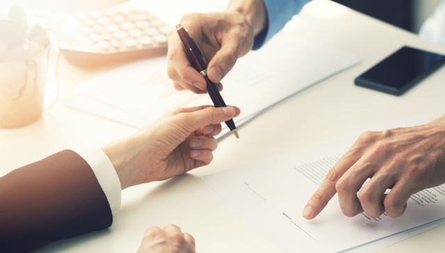 万达酒店与华为鸿蒙智家签署合作框架协议，共筑智慧酒店新生态