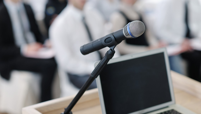 首届酒仙桥论坛领跑“AI马拉松”，6天11场头脑竞速开启AI生产力元年