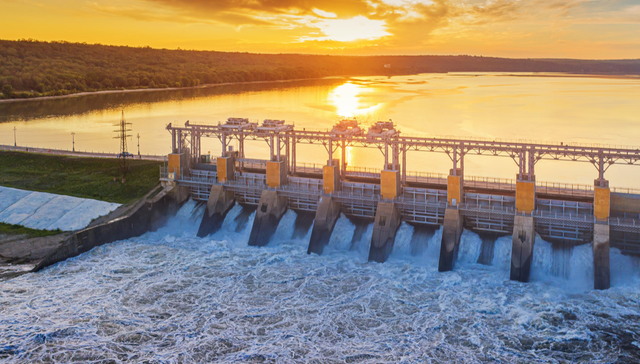 国投电力：大水电“压舱石”与新能源“新引擎”的价值共振