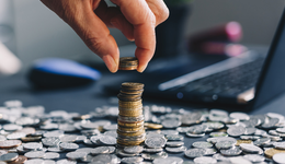 鵬揚基金宣布自購3000萬元主動權(quán)益偏股基金