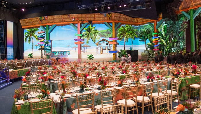 第69届摩纳哥玫瑰慈善舞会闪耀呈现，缔造传奇！