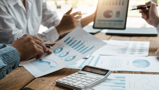 泉果基金钱思佳：把握高股息与新动能投资机会