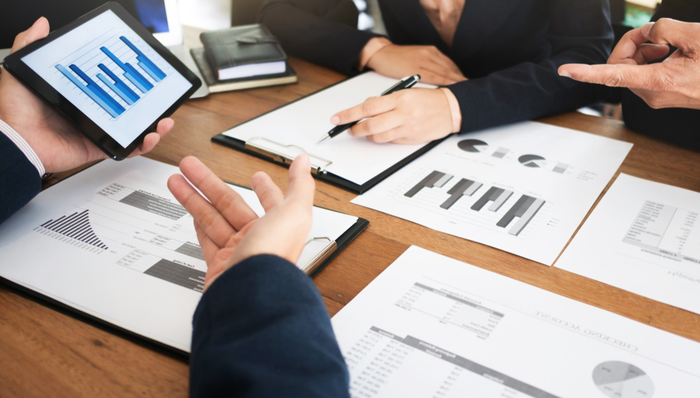 泉果嘉源三年持有期混合A（019624）近一年回报达7.63%