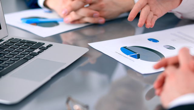 消费概念股集体走强！华富消费成长(A/C：014957/014958)一键把握“扩内需、促销费”