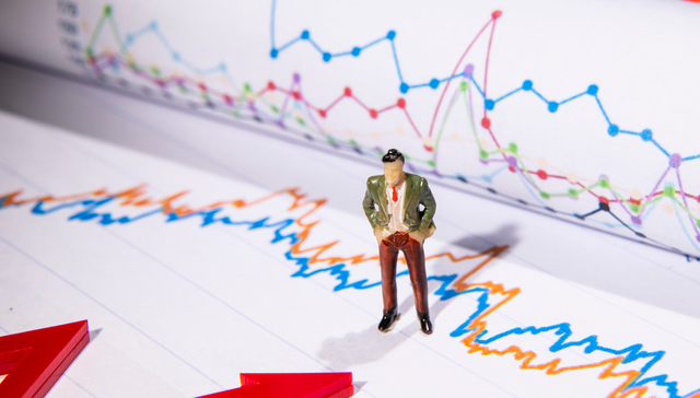 港股获资金积极增配，科技、消费板块占据配置核心，泰康港股通大消费指数A(006786)一季度规模增幅153%！