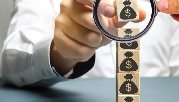 分红更高，波动率更低的泰康香港银行指数(A类:006809；C类:006810)净值连续4日上涨，公募基金考核新规出台，银行板块有望受益