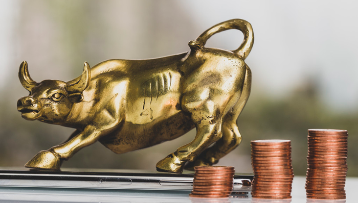 跟着巴菲特投资：十问十答读懂现金流策略，稳健资产中的强攻选手！“现金牛”800自由现金流ETF(563680)今日上市！