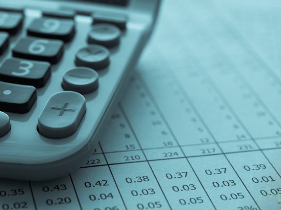 泉果思源三年持有期混合A（018329）近一年回报达7.01%