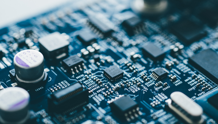 恒坤新材深耕集成电路关键材料领域，具备先发优势