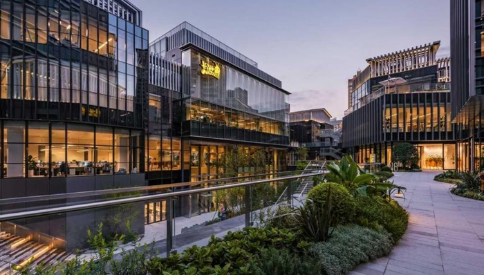 卡游文创：当传统美学遇上现代卡牌的文化焕新