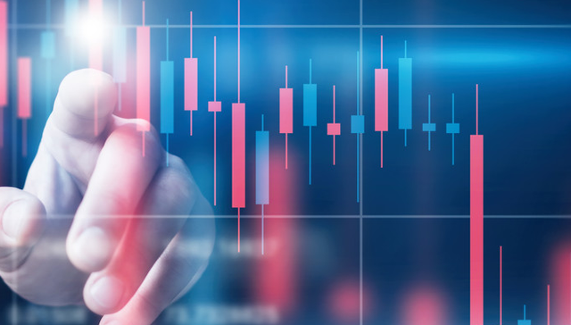 “反内卷”提升企业盈利，利好银行的利差和资产质量，上红低波投资机会凸显