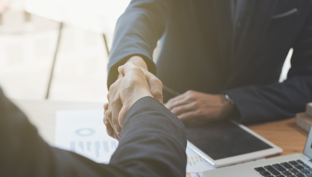 香港RWA赛道沸腾！宜搜科技携手绿地金创强势入局，共筑千亿级资产数字化新通道