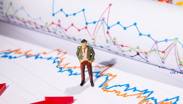 平安中证新能源汽车产业ETF,新能车,智能汽车,平安中证新能源汽车产业交易型开放式指数证券投资基金,