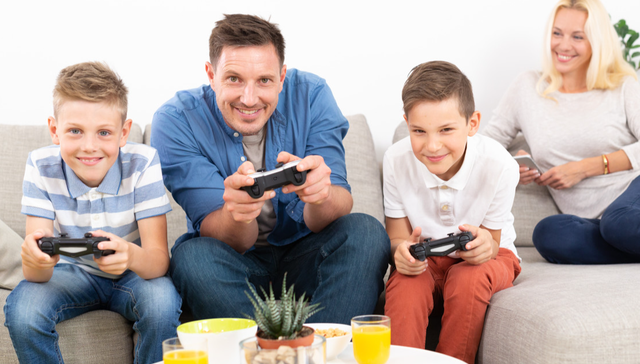 传媒ETF,传媒,鹏华中证传媒交易型开放式指数证券投资基金,159805,159805.SZ,中证传