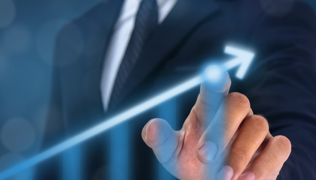 泰康上证科创板综合指数增强A(023970)近3个月累计涨幅43.50%，业绩表现同类第一，机构预计科技成长风格有望继续占优