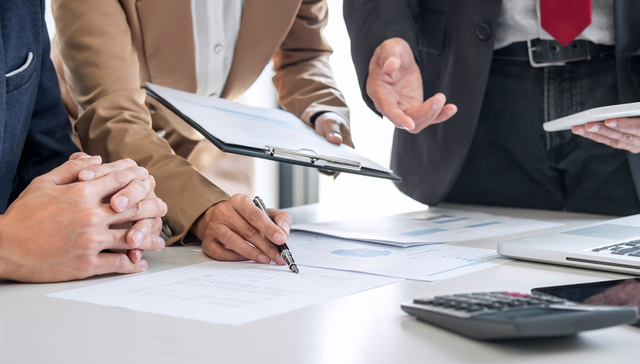 Q3财报显真章！三大抱团赛道，究竟成色几何？