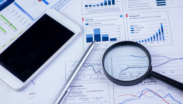 累计OR分派，不同投资者如何选择港股基金收益方式？