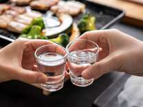 段永平：“茅台一定会回来！” 食品饮料ETF天弘(159736)今日盘中已获净申购5400万份，最新规模突破阶段新高