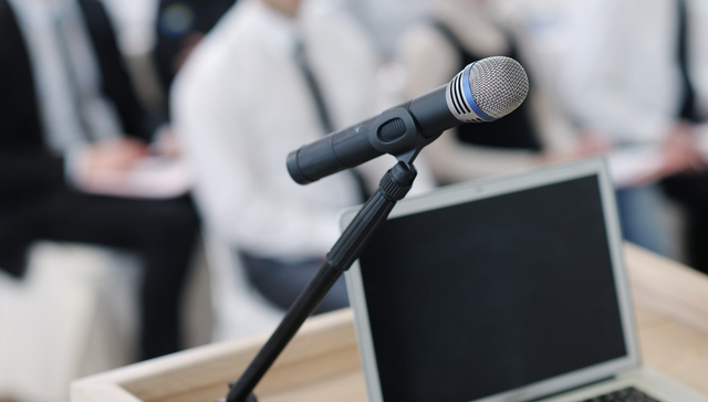 明略科技（2718.HK）CEO吴明辉做客北大计算校友访谈：坚持做可信AI，创业的乐趣就在于攻克难题