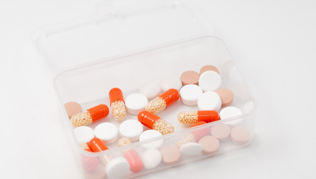 恒生新药,创新药,华泰柏瑞恒生创新药交易型开放式指数证券投资基金(QDII),520500,5205